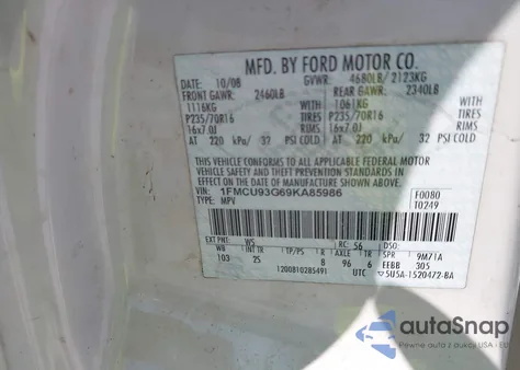 2009 Ford Escape Xlt from USA, damaged, VIN 1FMCU93G69KA85986